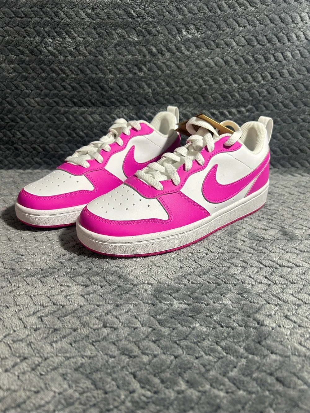 Nike classic low